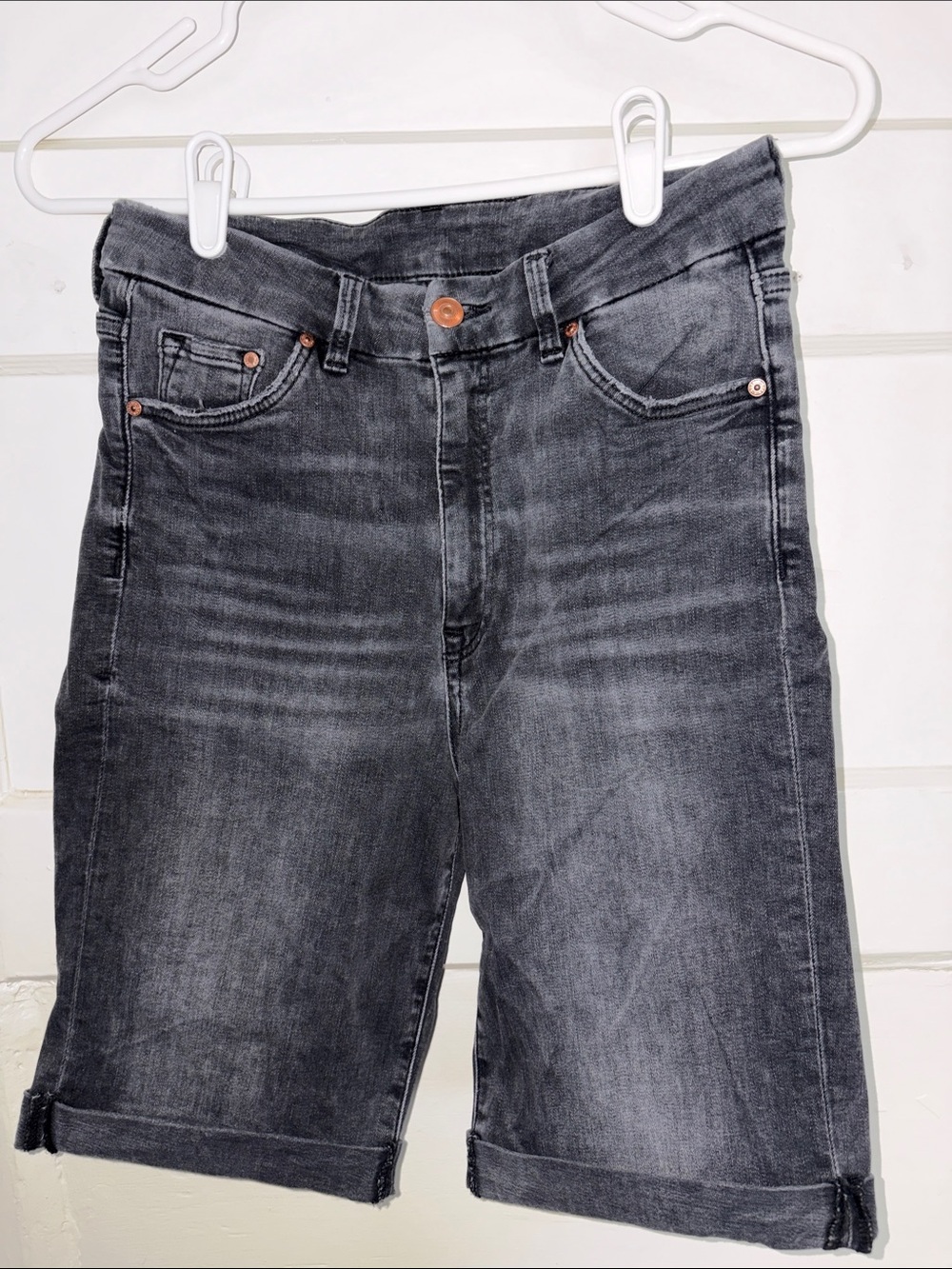 H&M Men's black gray Denim Relaxed Shorts